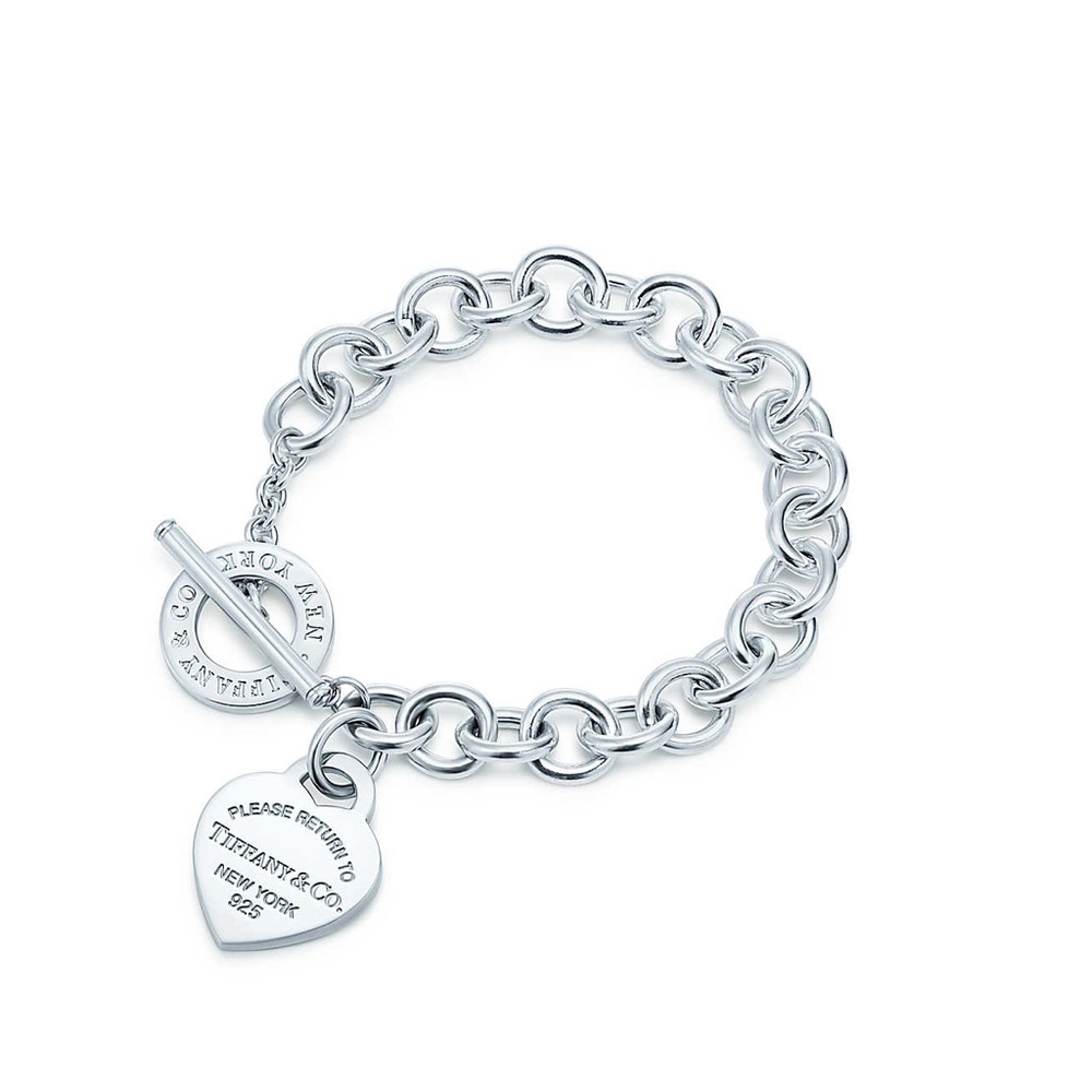 TIFFANY & CO. Heart Tag Toggle Bracelet